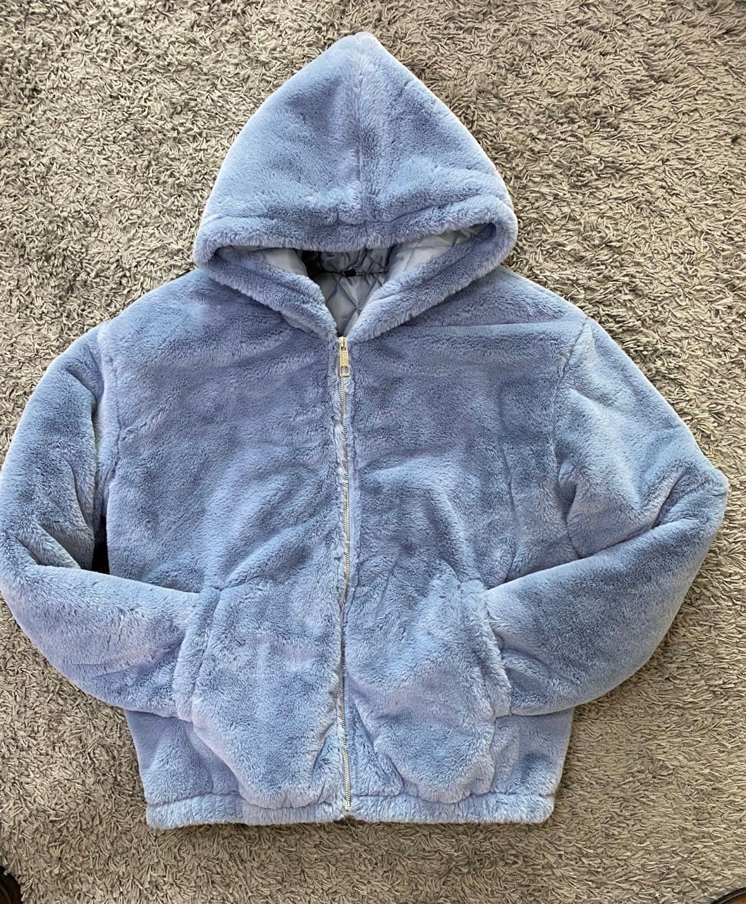 LADIES OUTERWEAR